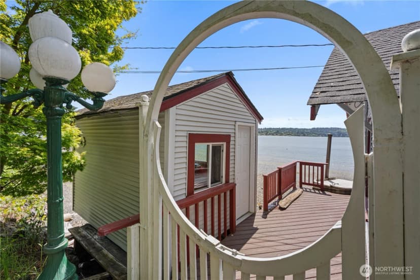 Property photo for 24186 Vashon Highway Sw, Vashon photo 31