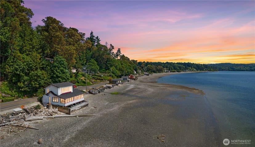 Property photo for 24186 Vashon Highway Sw, Vashon