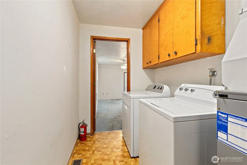 Property photo for 9112 Deers Tongue Circle W, University Place photo 11