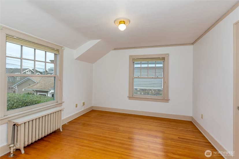 Property photo for 1005 Grand Avenue, Everett photo 23