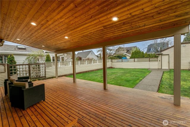 Property photo for 1005 Grand Avenue, Everett photo 4