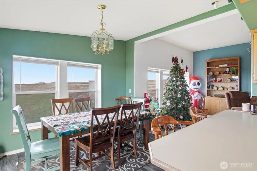 Property photo for 261 Hardy Rd, Lamont photo 8