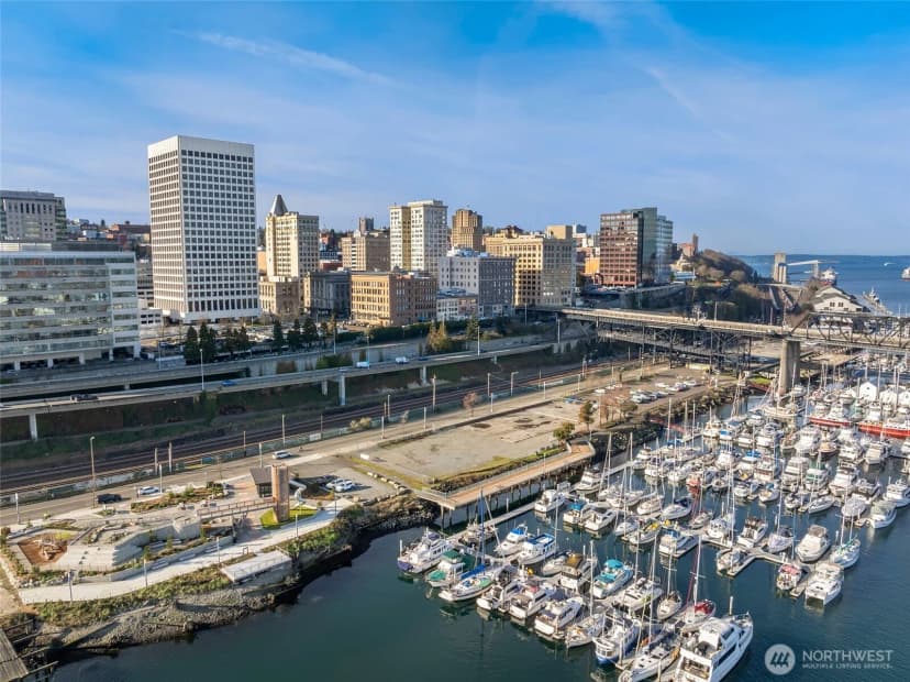 Property photo for 1120 Cliff Avenue ##305, Tacoma photo 32