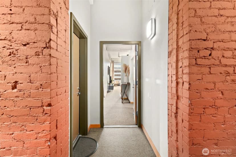 Property photo for 1120 Cliff Avenue ##305, Tacoma photo 4