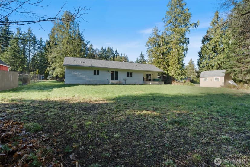 Property photo for 21356 Jefferson Beach Road Ne, Kingston photo 32