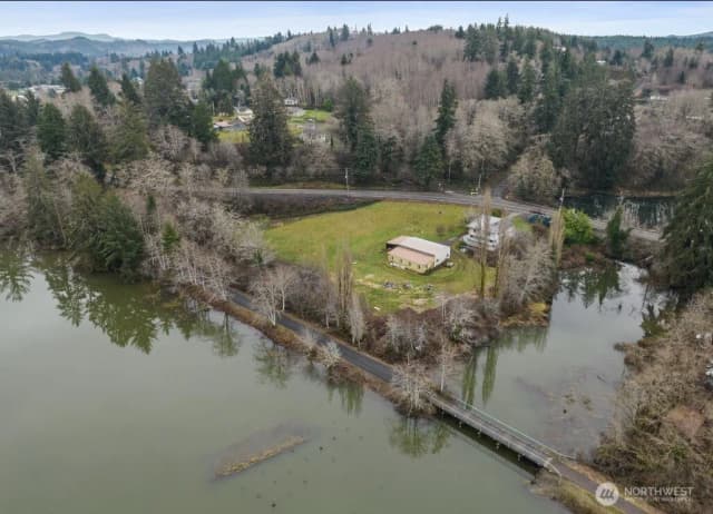 Property photo for 1632 Henkle Street, Raymond
