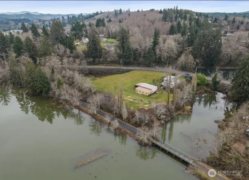 Property photo for 1632 Henkle Street, Raymond