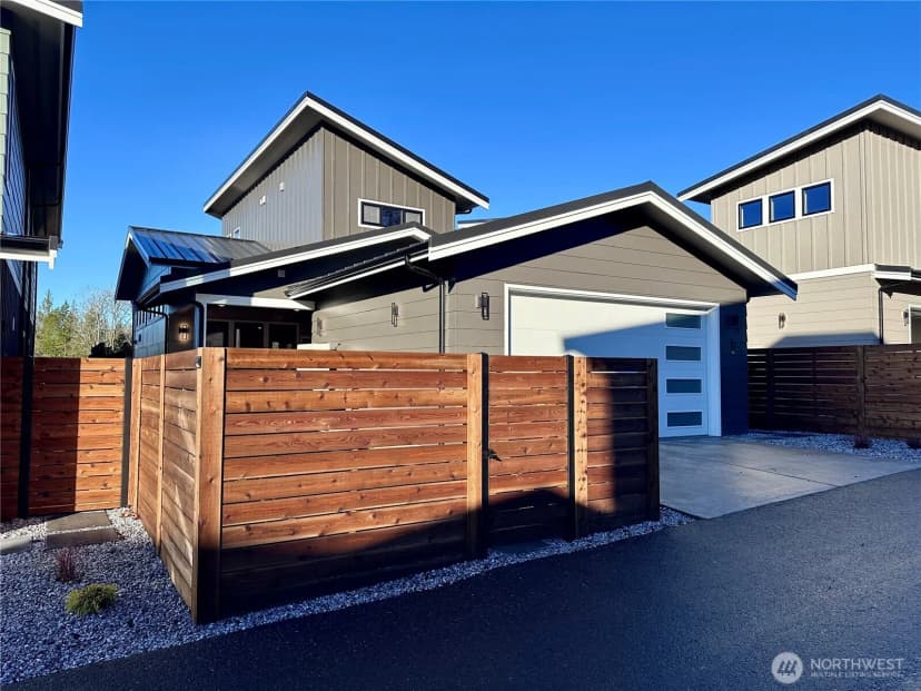 Property photo for 4304 Creston Way, Bellingham photo 31