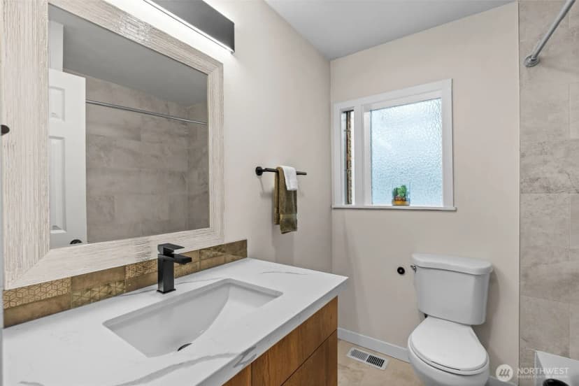 Property photo for 3215 N Tyler Street, Tacoma photo 19