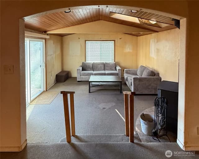 Property photo for 13010 222nd Avenue E, Bonney Lake photo 4