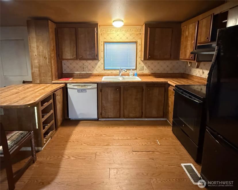 Property photo for 13010 222nd Avenue E, Bonney Lake photo 11