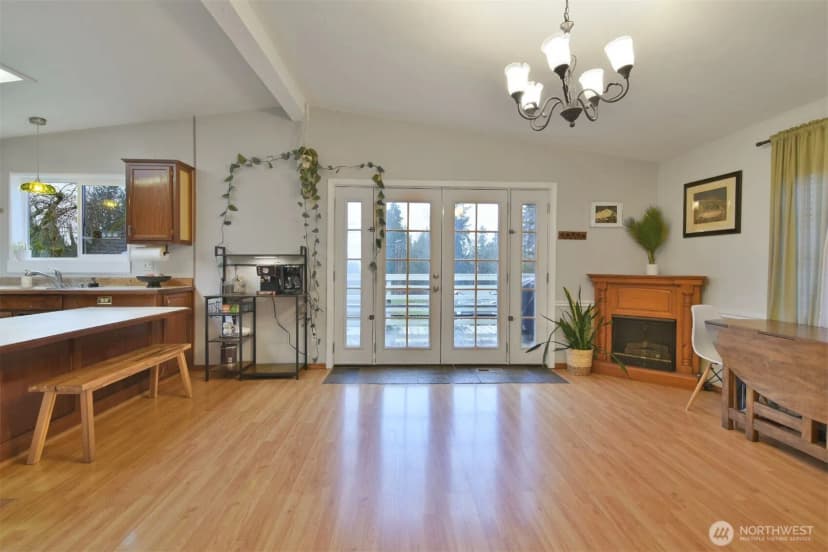 Property photo for 12611 Ne 197th Street, Bothell photo 5