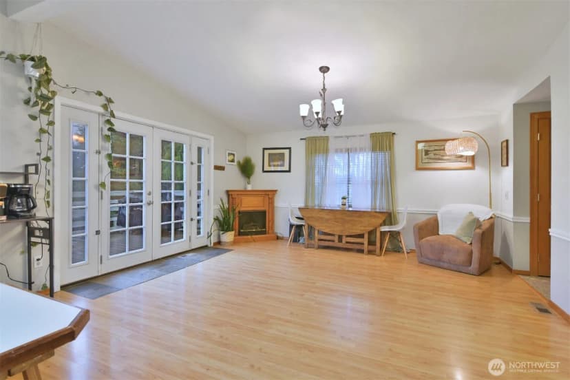 Property photo for 12611 Ne 197th Street, Bothell photo 6