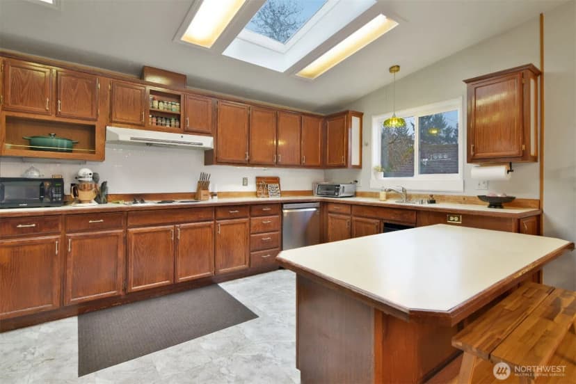 Property photo for 12611 Ne 197th Street, Bothell photo 8