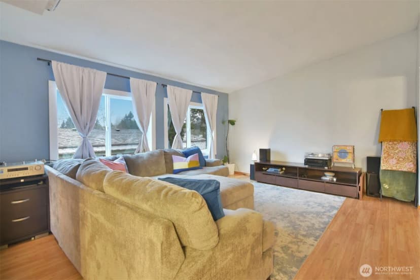 Property photo for 12611 Ne 197th Street, Bothell photo 14