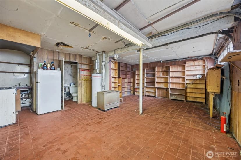Property photo for 2409 Boyer Avenue E, Seattle photo 12