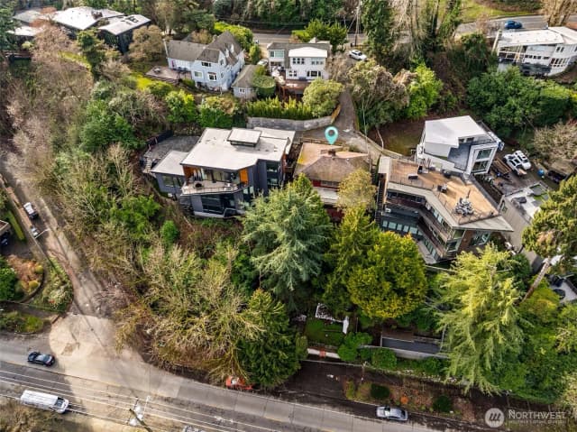 Property photo for 2409 Boyer Avenue E, Seattle