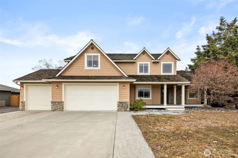 Property photo for 2429 Fancher Heights Blvd, East Wenatchee photo 4