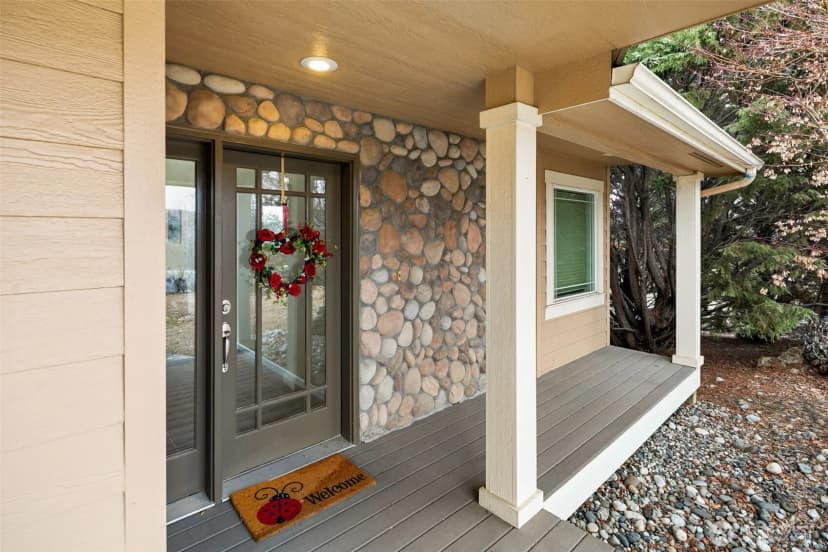 Property photo for 2429 Fancher Heights Blvd, East Wenatchee photo 5