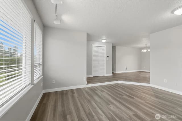 Property photo for 328 Cherry Avenue, Sumner photo 5