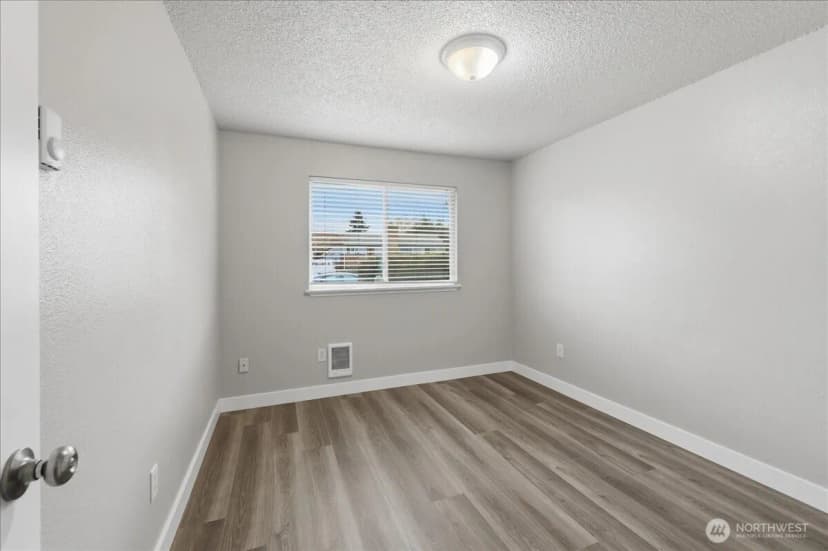 Property photo for 328 Cherry Avenue, Sumner photo 22