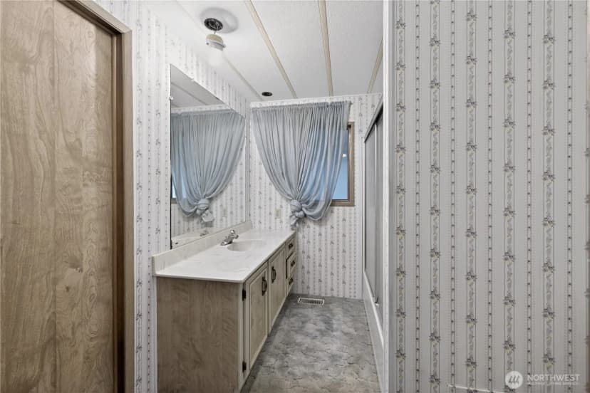Property photo for 2725 E Fir St Unit 105, Mount Vernon photo 31