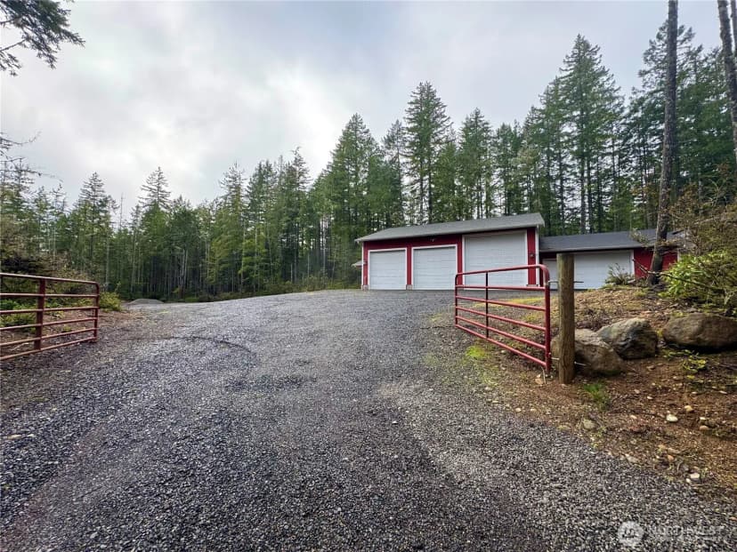 Property photo for 18349 Nw Stavis Bay Road, Seabeck photo 6
