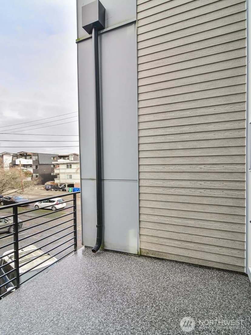 Property photo for 6539 4th Avenue Ne, Seattle photo 16
