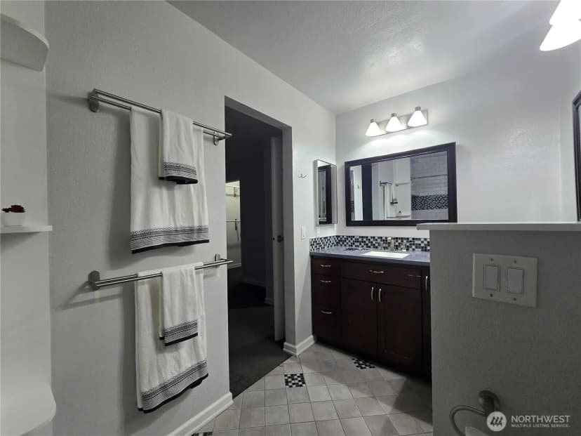 Property photo for 7417 Old Redmond Road, Redmond photo 29