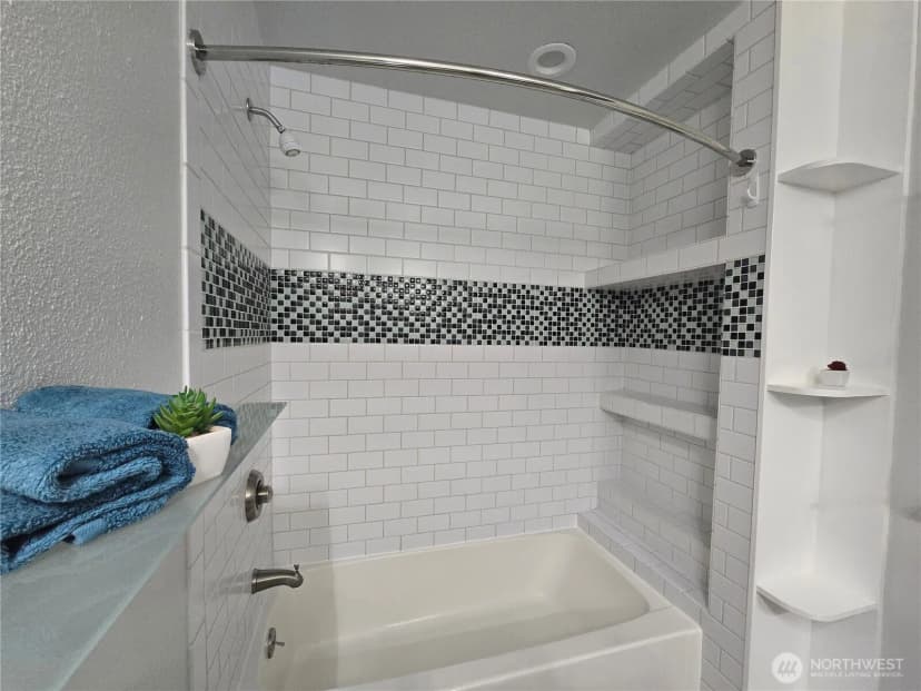 Property photo for 7417 Old Redmond Road, Redmond photo 30