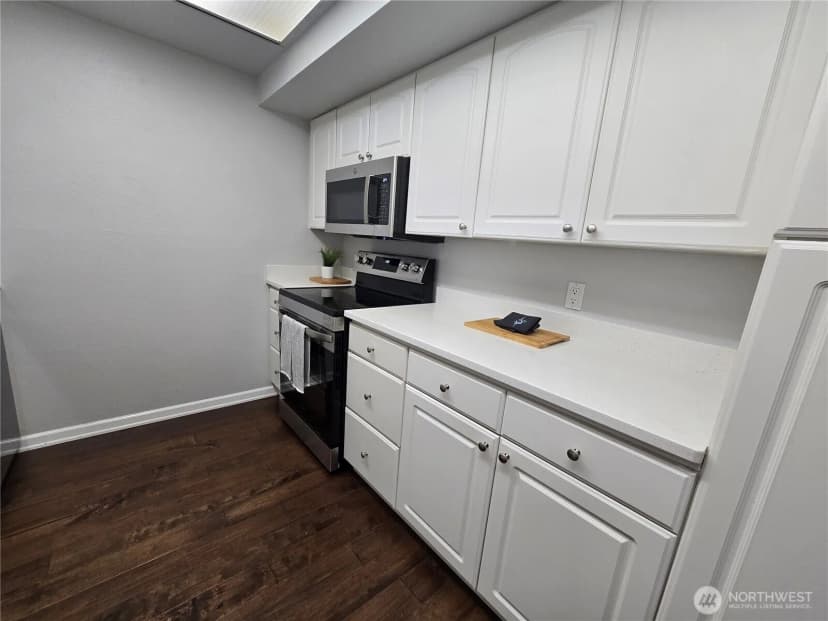 Property photo for 7417 Old Redmond Road, Redmond photo 9