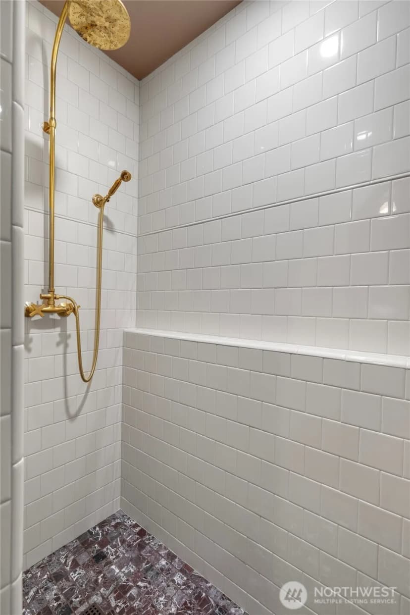 Property photo for 12021 1st Avenue Nw, Seattle photo 17