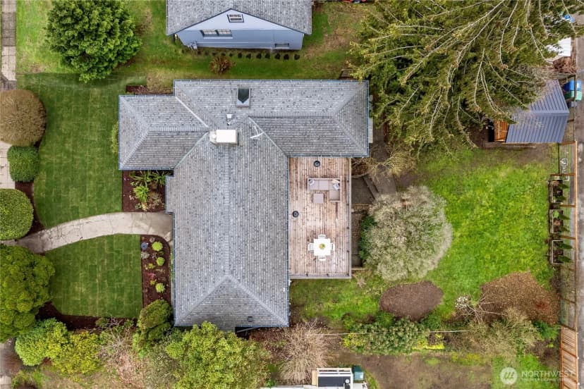Property photo for 12021 1st Avenue Nw, Seattle photo 27