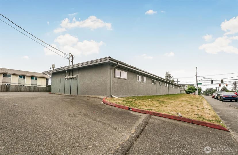 Property photo for 7603 Pacific Avenue, Tacoma photo 15