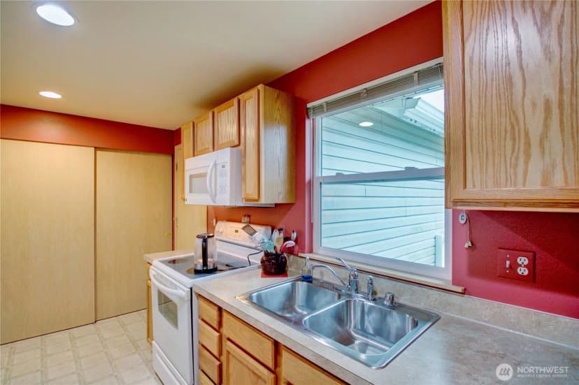 Property photo for 821 Park Cottage Place, Sedro Woolley photo 10