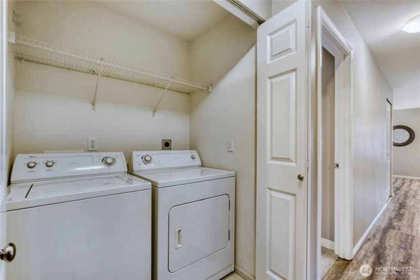 Property photo for 10511 Midvale Avenue N #302, Seattle photo 23
