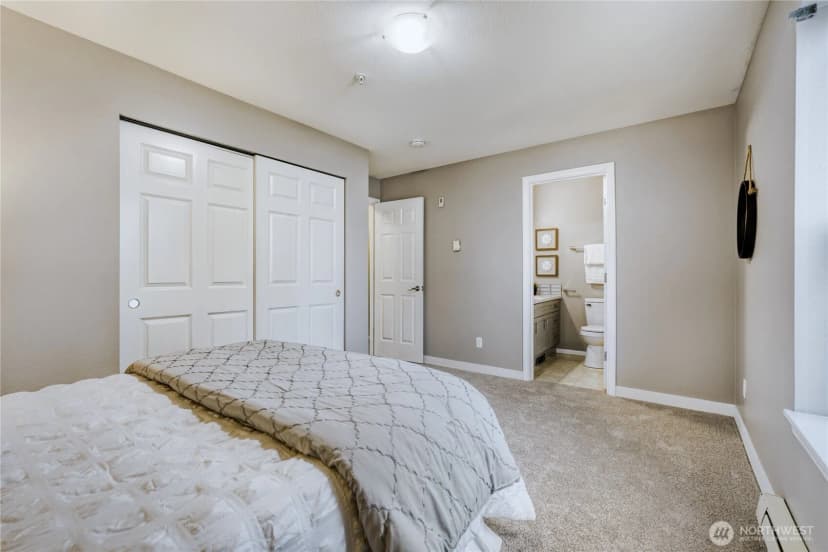 Property photo for 10511 Midvale Avenue N #302, Seattle photo 17