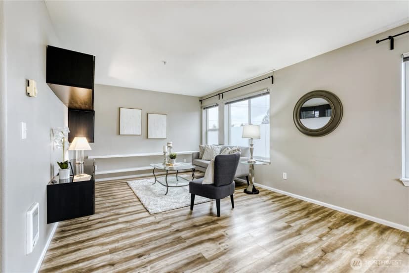 Property photo for 10511 Midvale Avenue N #302, Seattle photo 5
