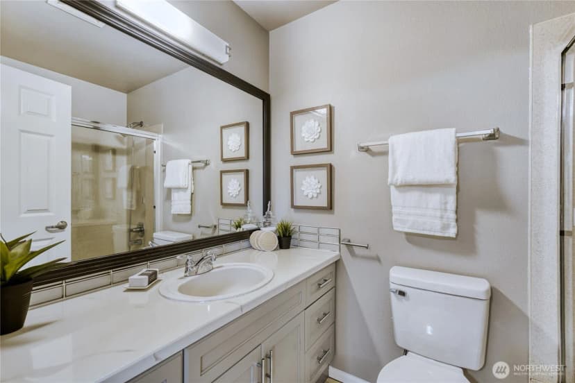 Property photo for 10511 Midvale Avenue N #302, Seattle photo 18