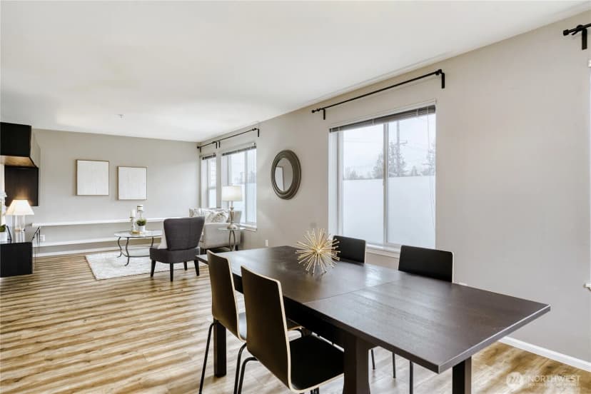 Property photo for 10511 Midvale Avenue N #302, Seattle photo 13