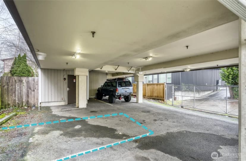 Property photo for 10511 Midvale Avenue N #302, Seattle photo 24