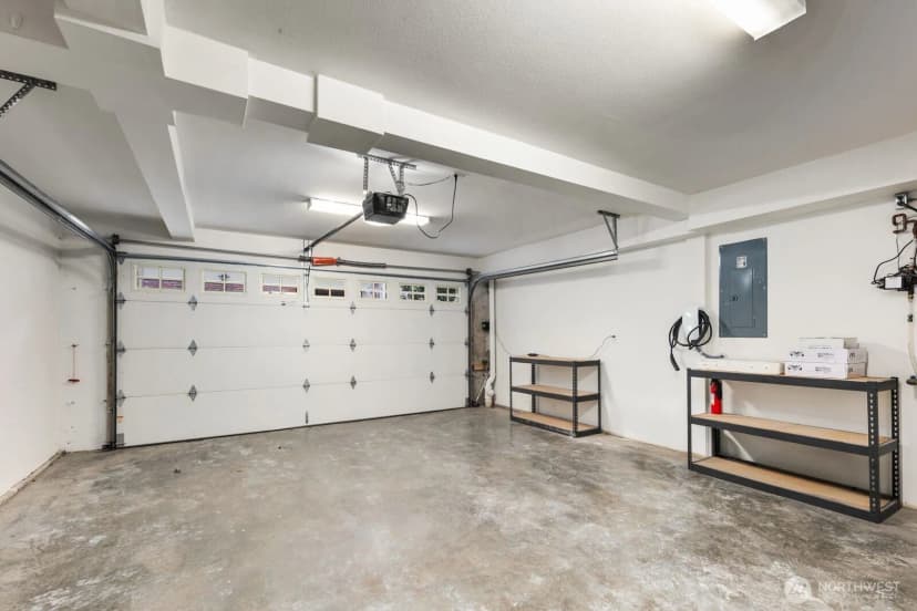Property photo for 310 W Lee Street, Seattle photo 27