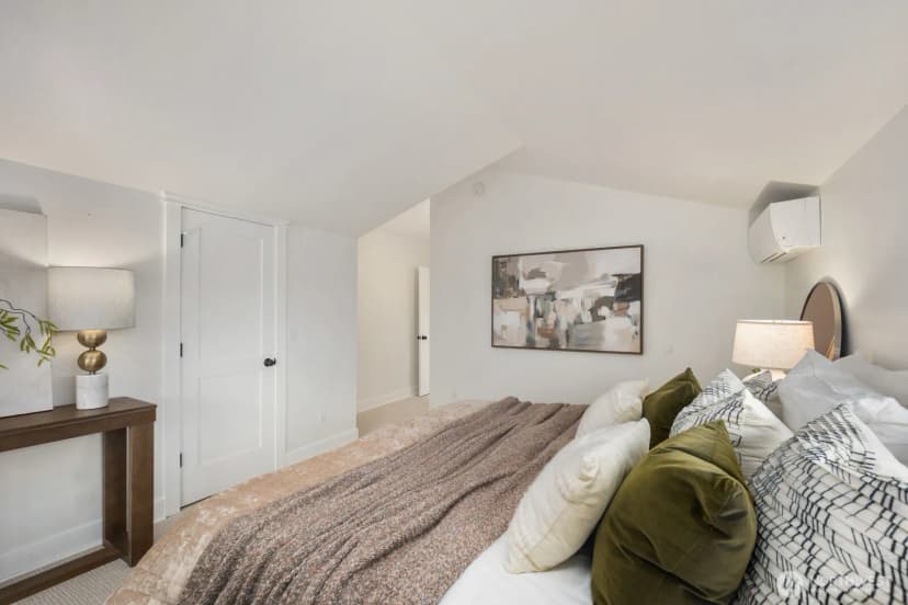 Property photo for 310 W Lee Street, Seattle photo 17