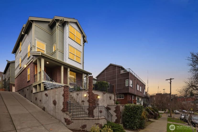 Property photo for 310 W Lee Street, Seattle photo 29