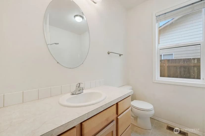 Property photo for 822 Madeline Street, Port Angeles photo 14