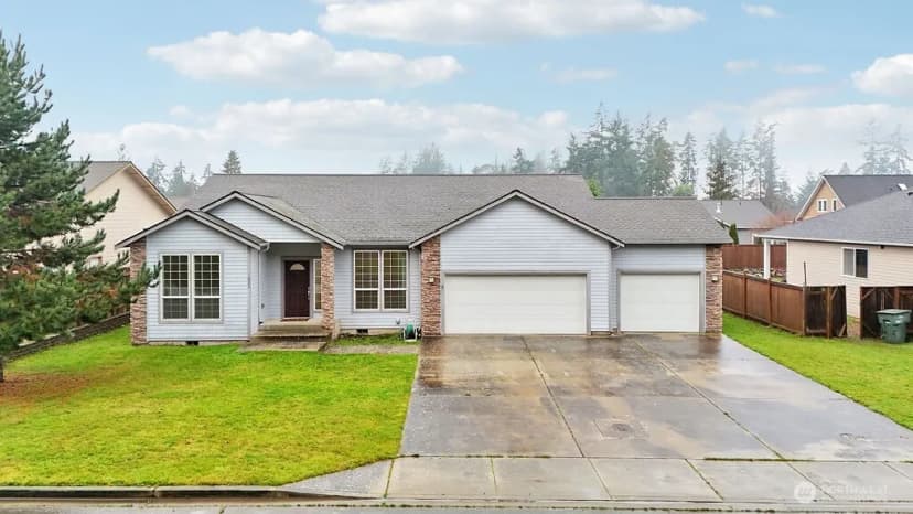 Property photo for 822 Madeline Street, Port Angeles