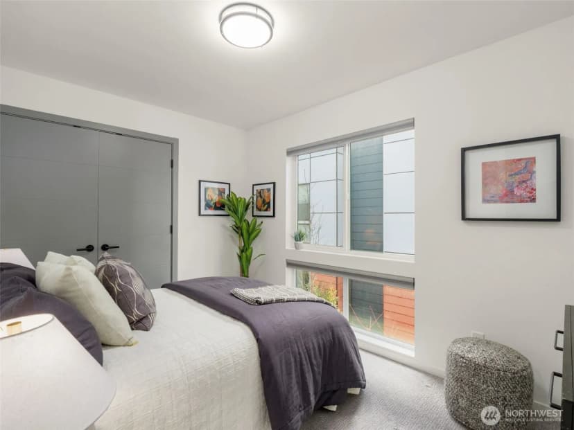 Property photo for 541 S Cloverdale St #b, Seattle photo 16
