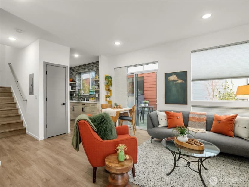 Property photo for 541 S Cloverdale St #b, Seattle photo 8
