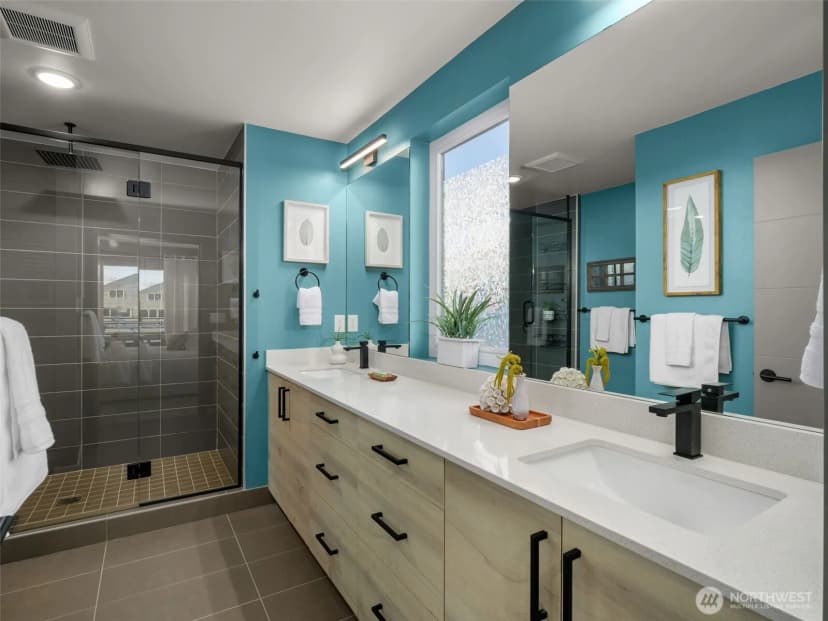 Property photo for 541 S Cloverdale St #b, Seattle photo 20