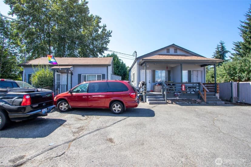 Property photo for 9618 Pacific Avenue, Tacoma photo 11